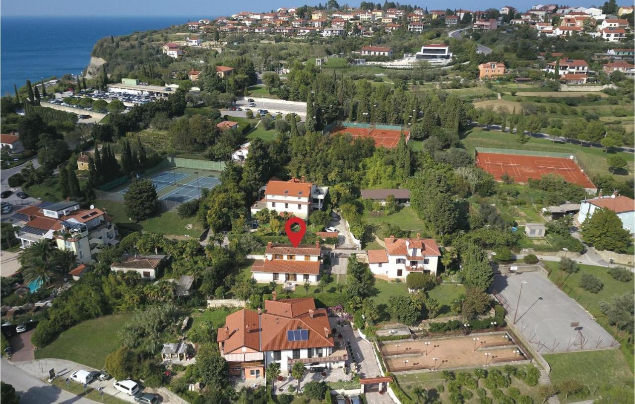 Awesome Apartment In Portoroz With Wifi Εξωτερικό φωτογραφία